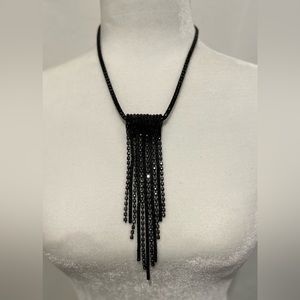 Elegant black necklace